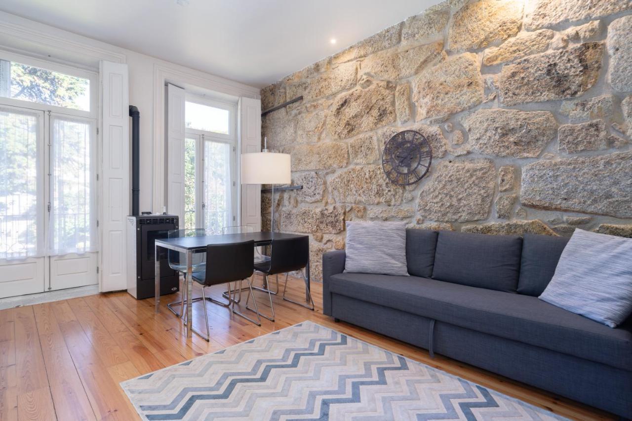 Host Wise - Homely Noble Flats - Garden & Jacuzzi OOporto Esterno foto